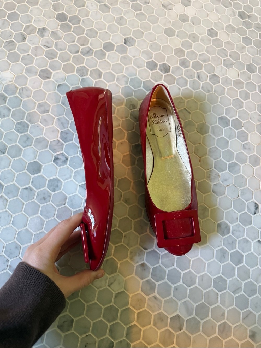 Roger Vivier Red Patent Square-Buckle Flats - Picture 6 of 7